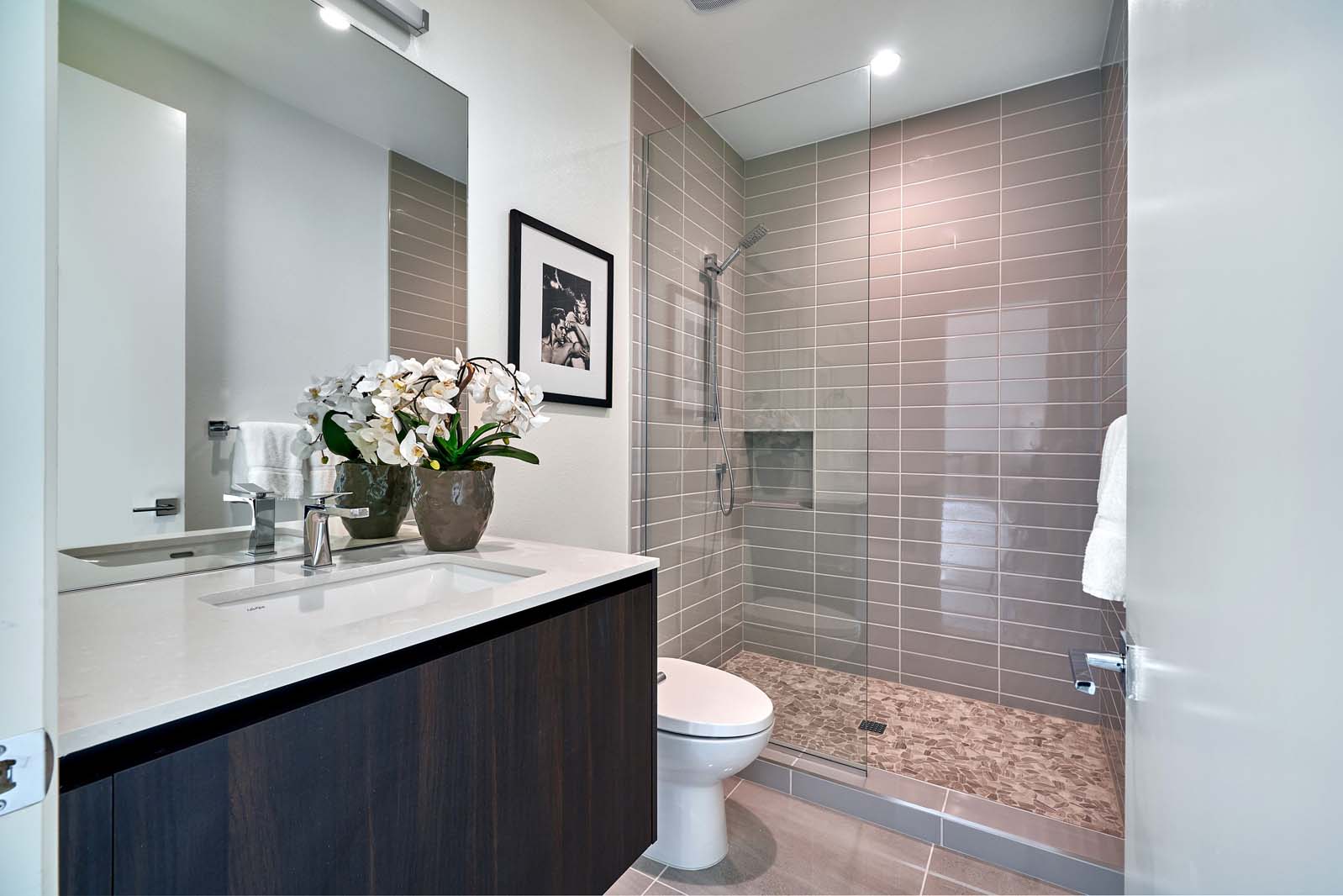 The Gallery bathroom