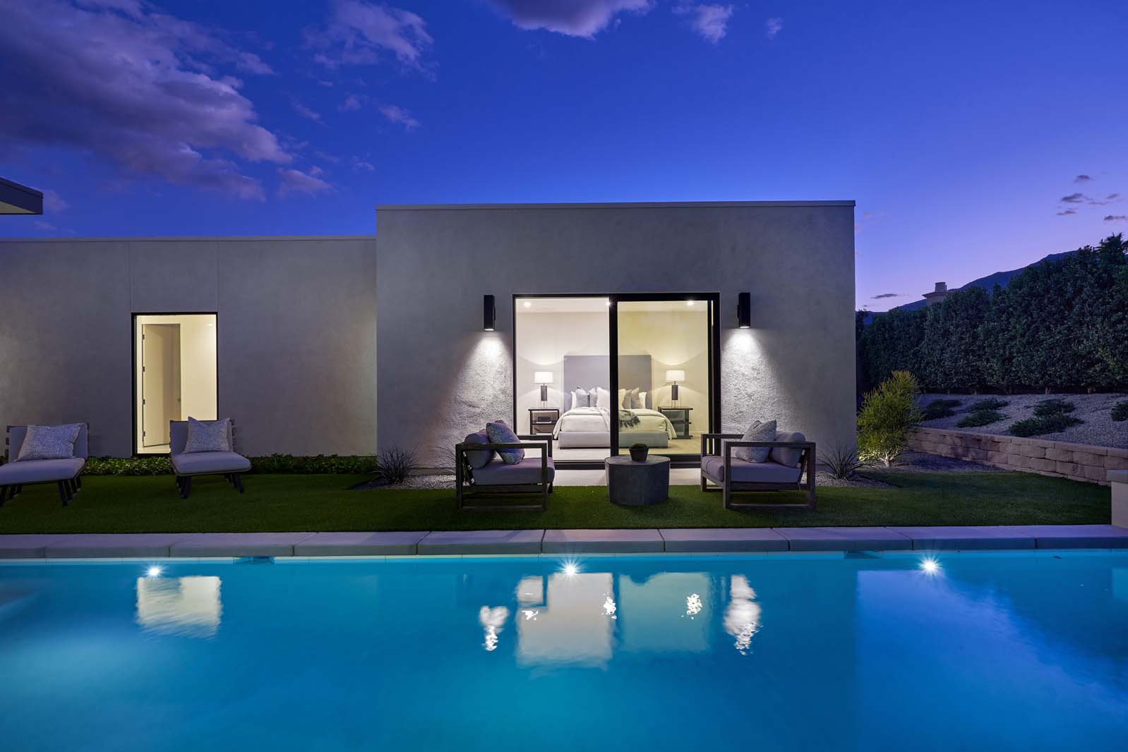 The Gallery backyard with pool